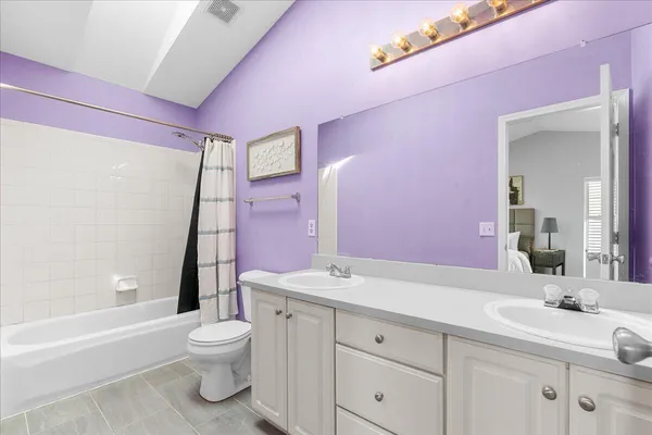 $374,900 | 7306 Deer Track Drive, Ypsilanti, MI 48197