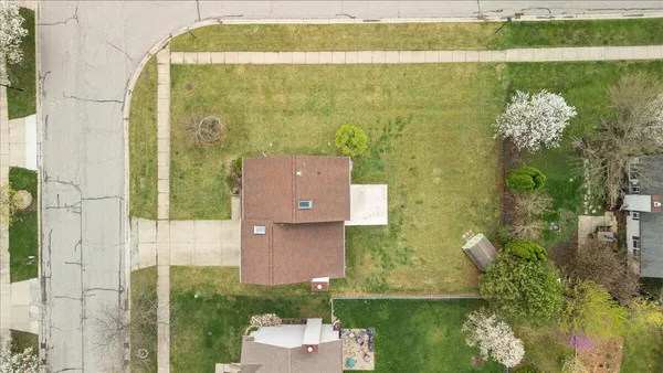 $374,900 | 7306 Deer Track Drive, Ypsilanti, MI 48197