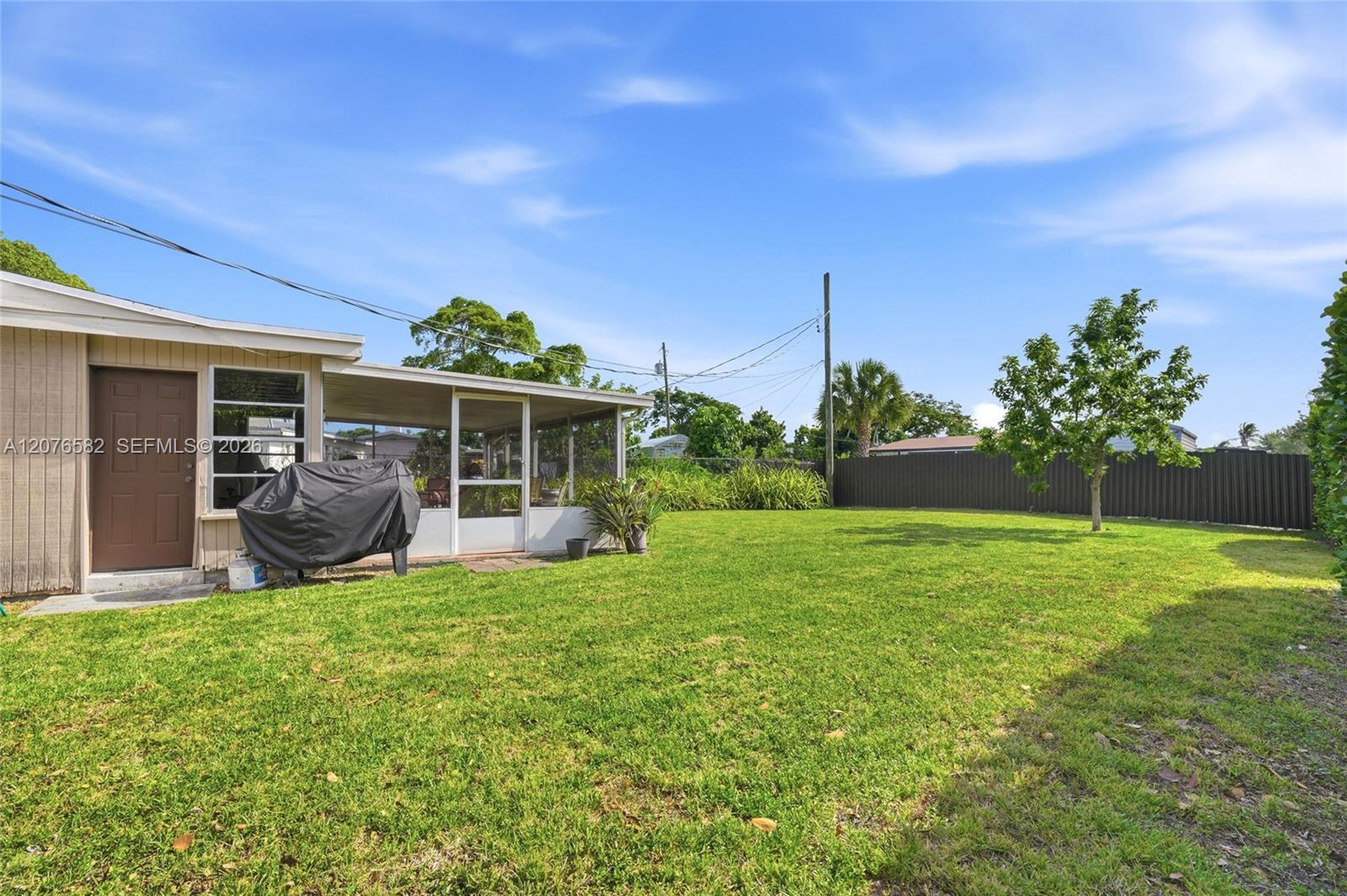 20510 Jacaranda Road Cutler Bay, FL 33189 - Photo 27 of 39 Gallery Image 27