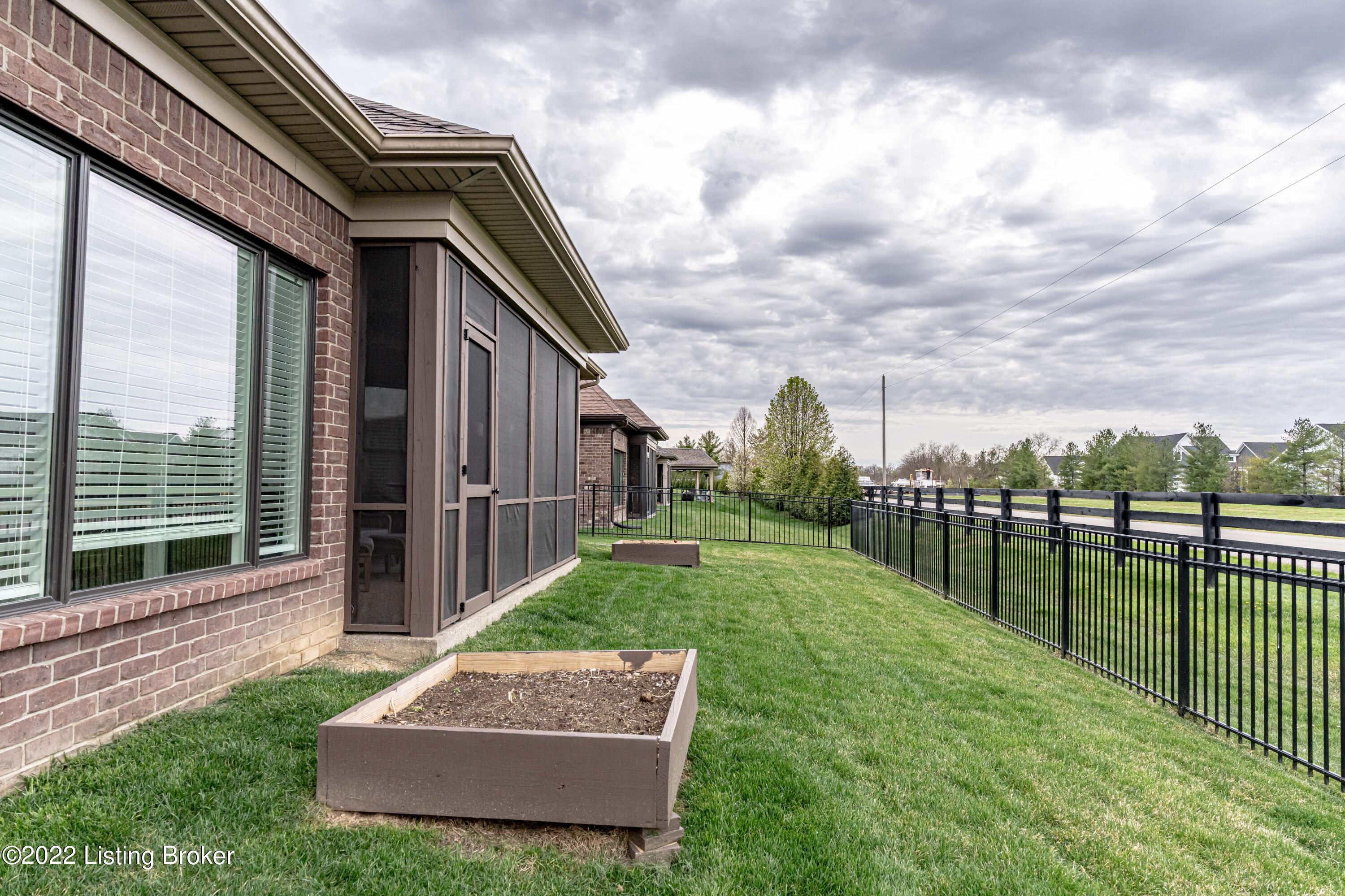 1939 Rivers Landing Drive Prospect, KY 40059 - Photo 64 of 74 DSC07681