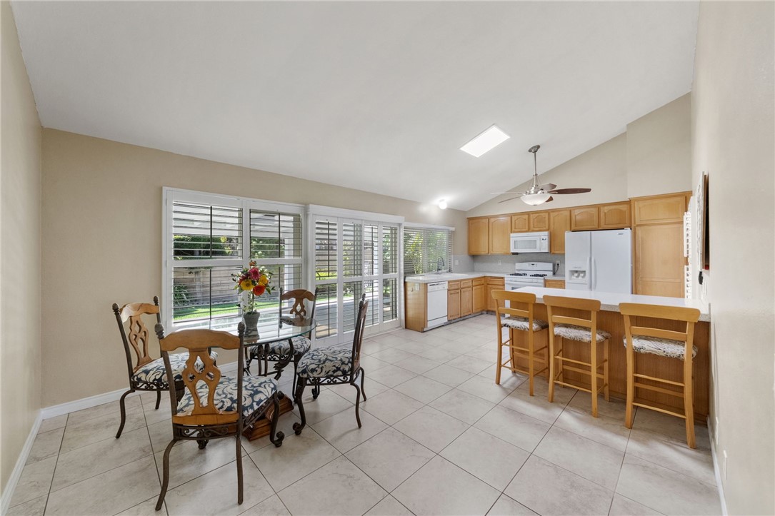 1453 Post Fullerton, CA 92833 - Photo 9 of 54
