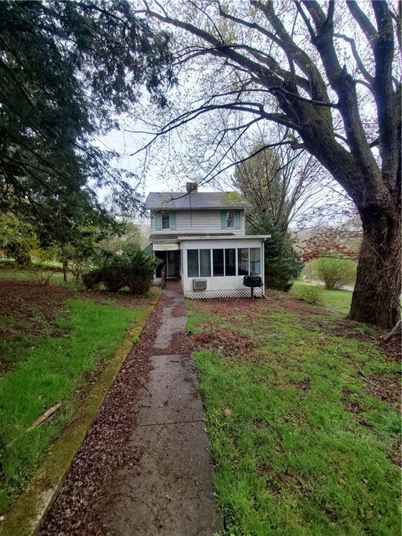 124 Altman Road Jeannette, PA 15644 - Photo 8 of 25 Gallery Image 8