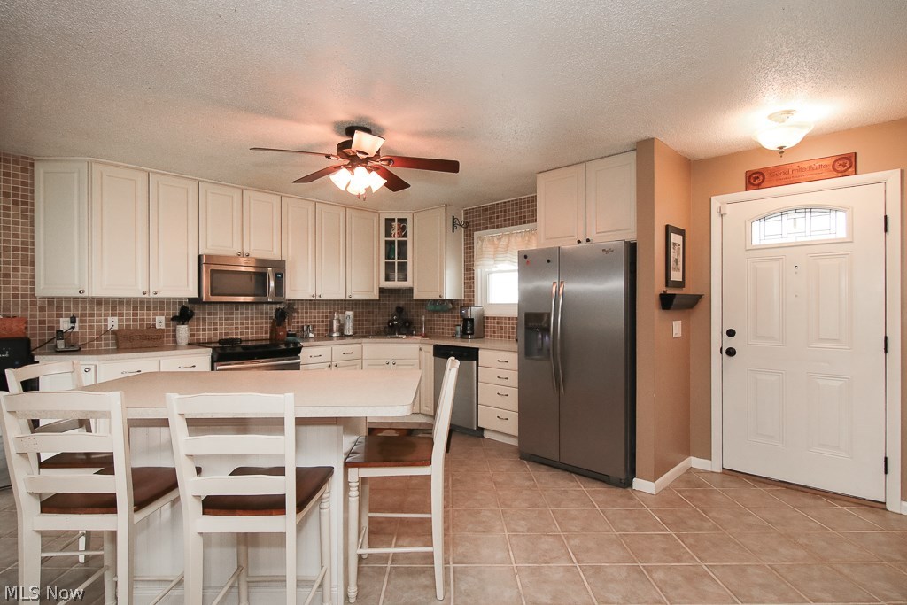 38137 Sugar Ridge Road North Ridgeville, OH 44039 - Photo 7 of 35