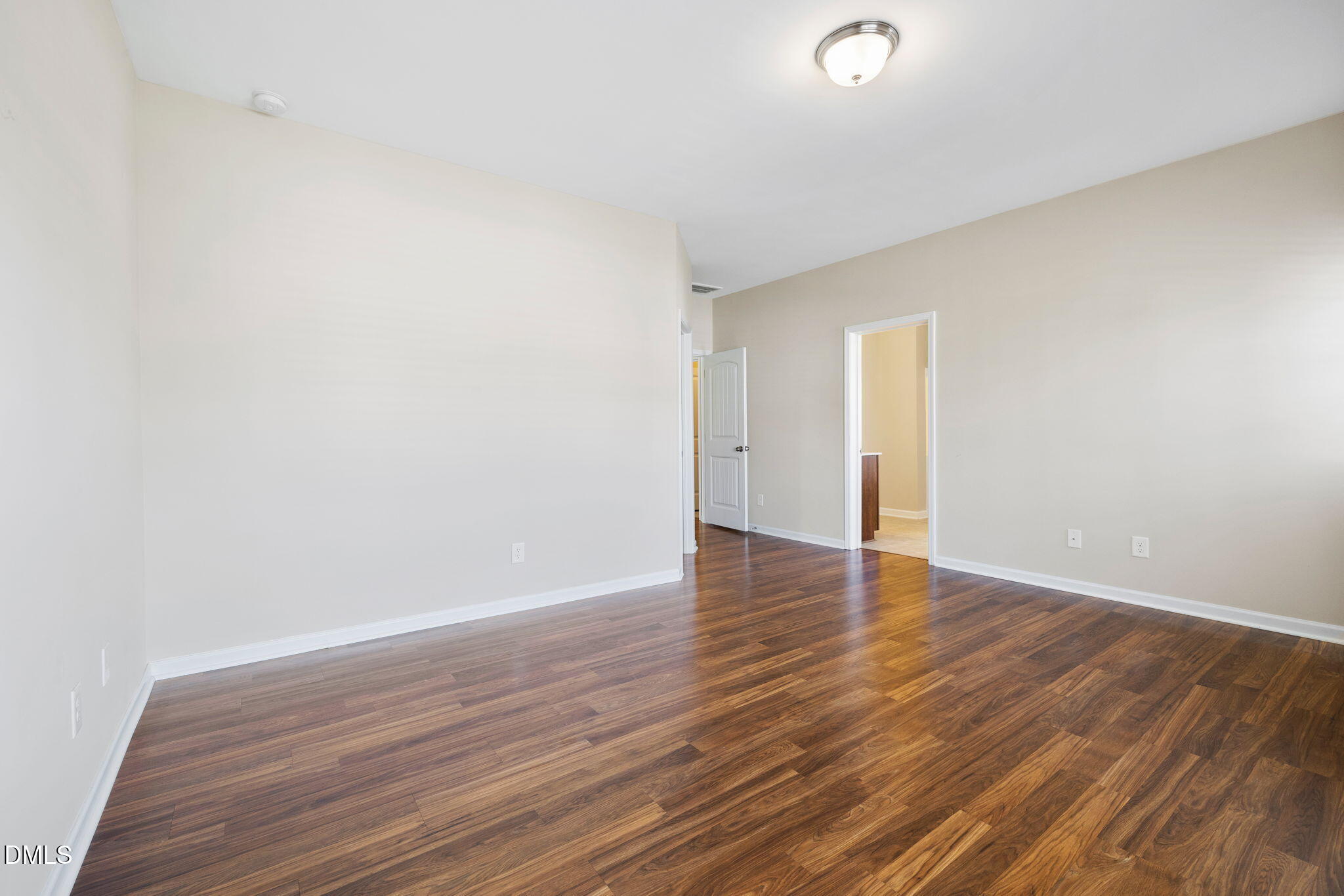 6806 Shane Drive Raleigh, NC 27610 - Photo 16 of 30 19-web-or-mls-DX3A9892