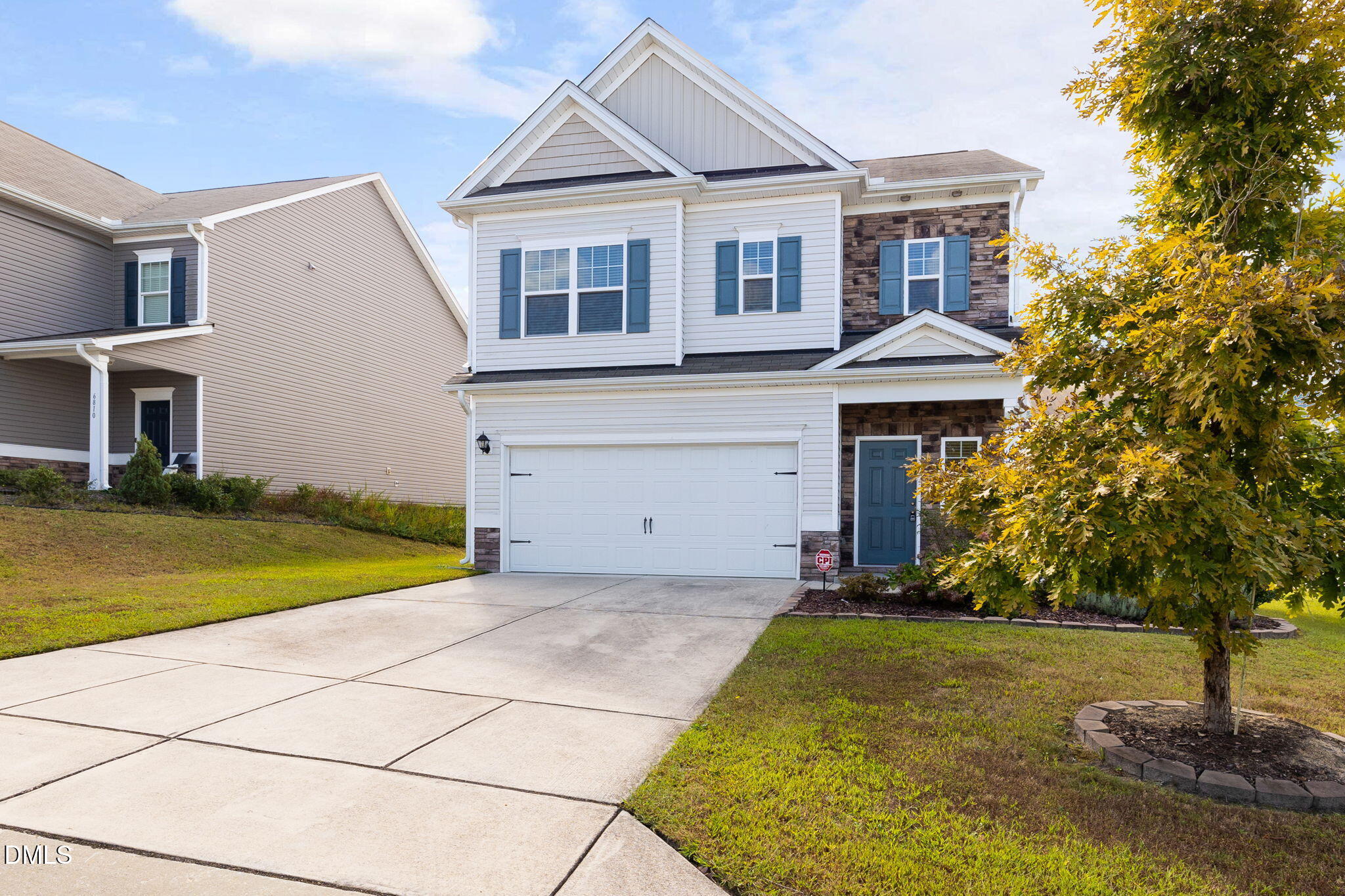 6806 Shane Drive Raleigh, NC 27610 - Photo 2 of 30 3-web-or-mls-DX3A9862-2