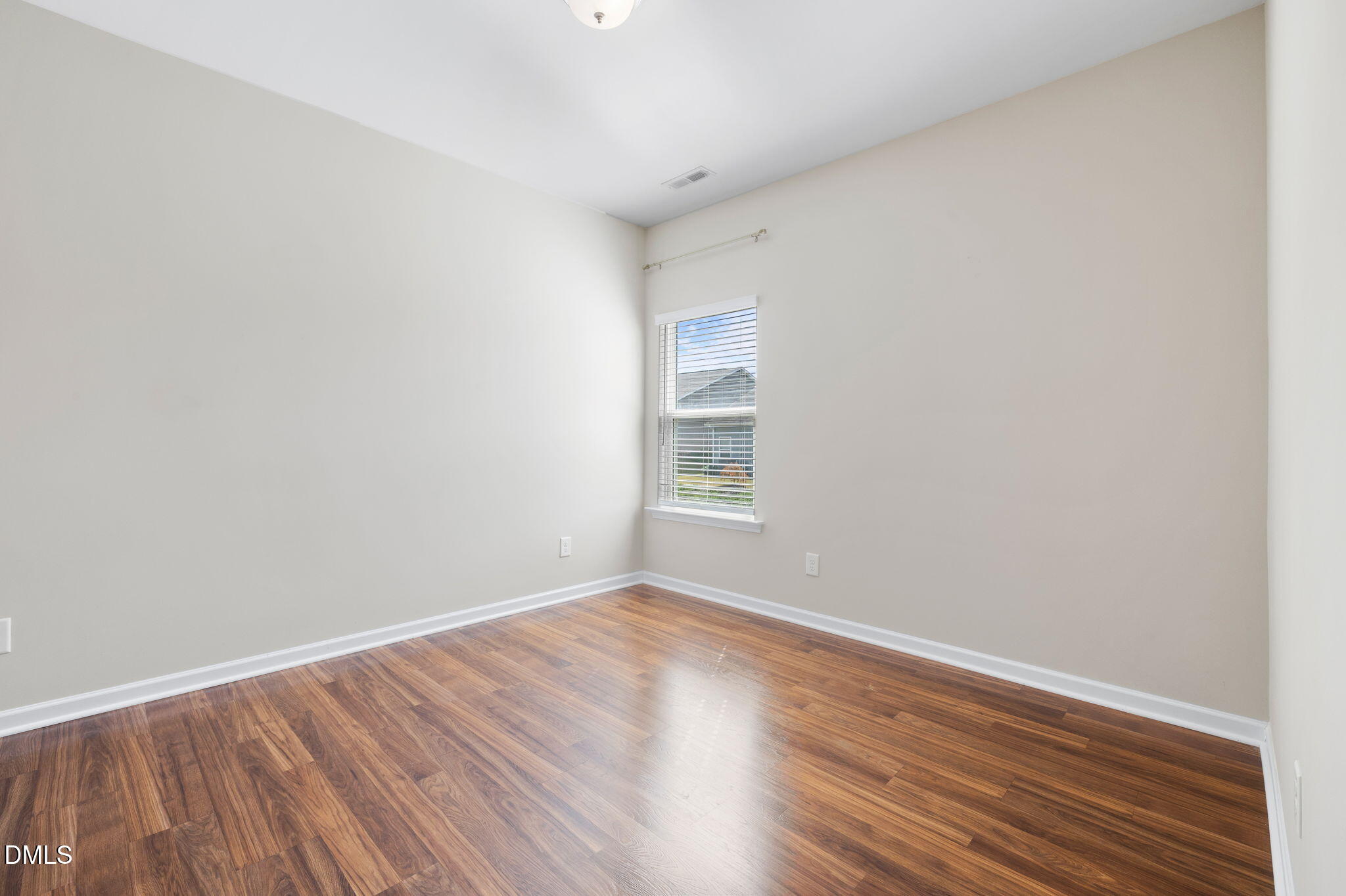 6806 Shane Drive Raleigh, NC 27610 - Photo 26 of 30 28-web-or-mls-DX3A9941