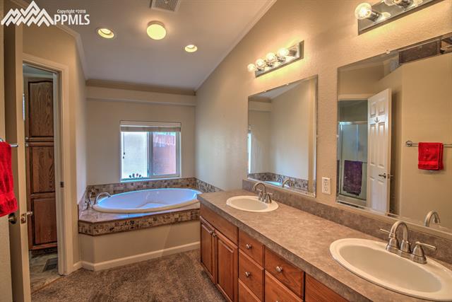 203 Red Cloud Road Florissant, CO 80816 - Photo 17 of 26