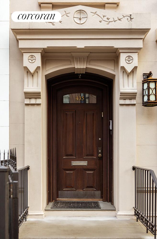 435 East 87th Street Manhattan, NY 10128 - Photo 4 of 36