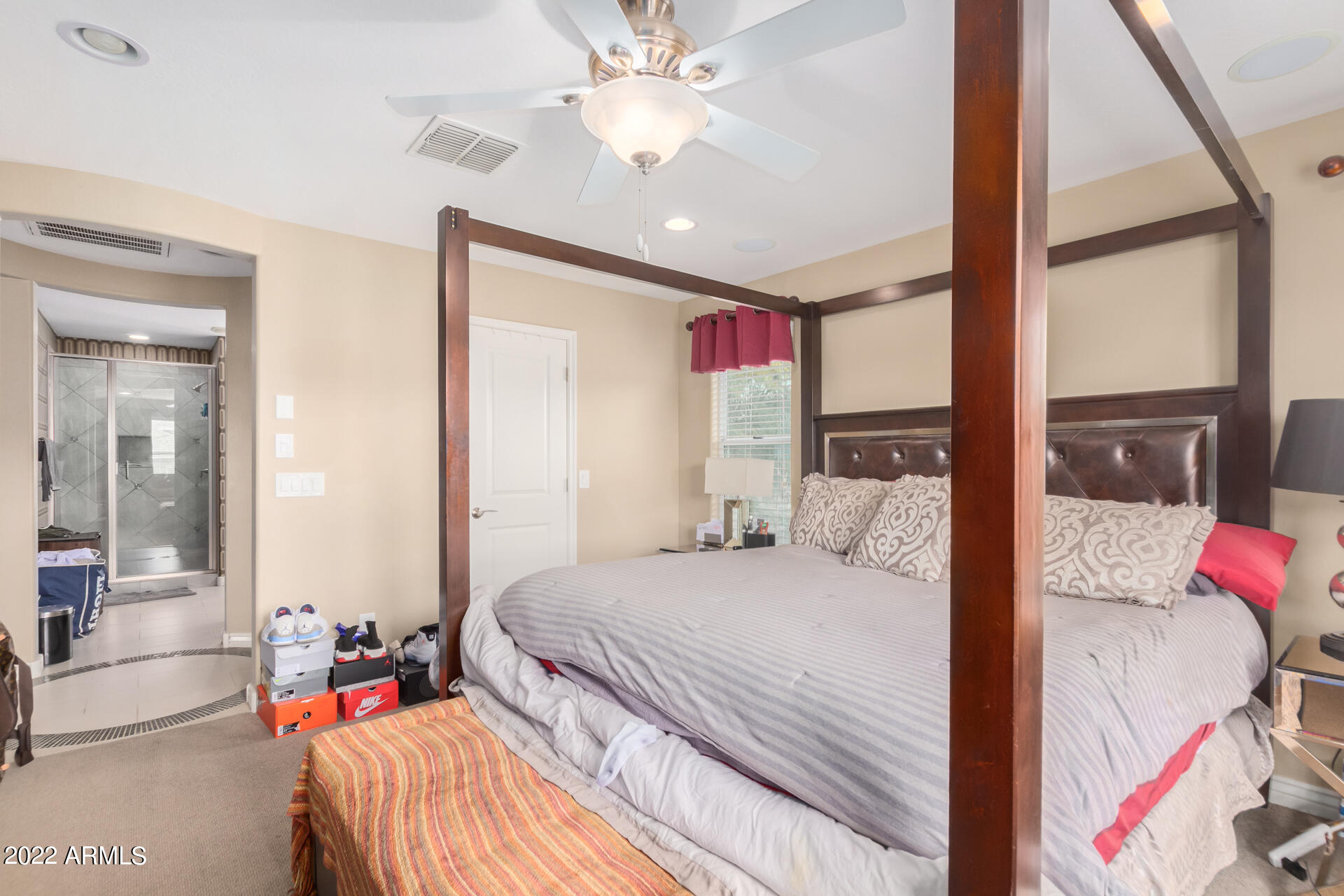 717 East Harwell Road Phoenix, AZ 85042 - Photo 25 of 49 20