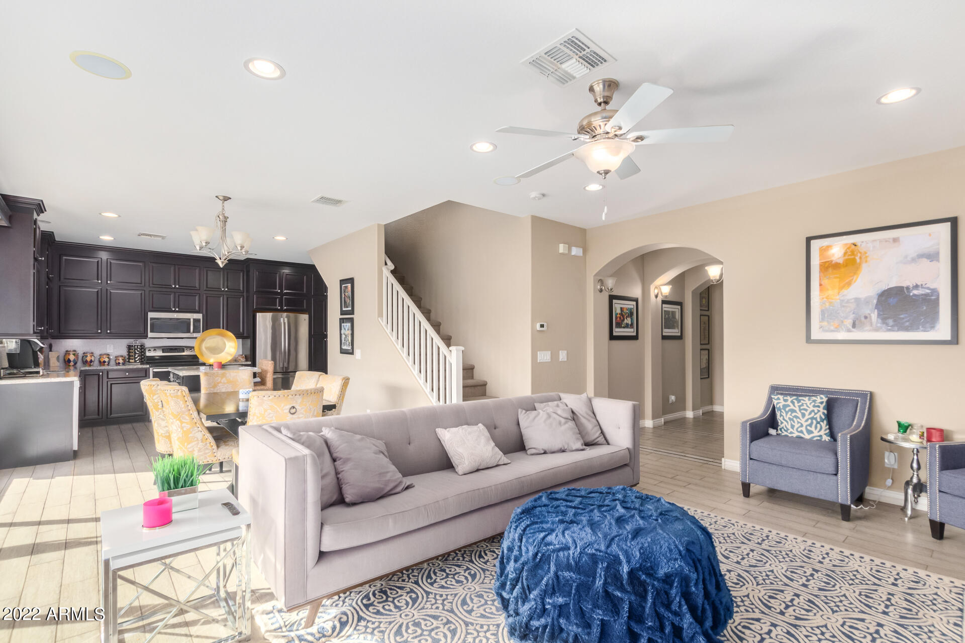 717 East Harwell Road Phoenix, AZ 85042 - Photo 10 of 49 7