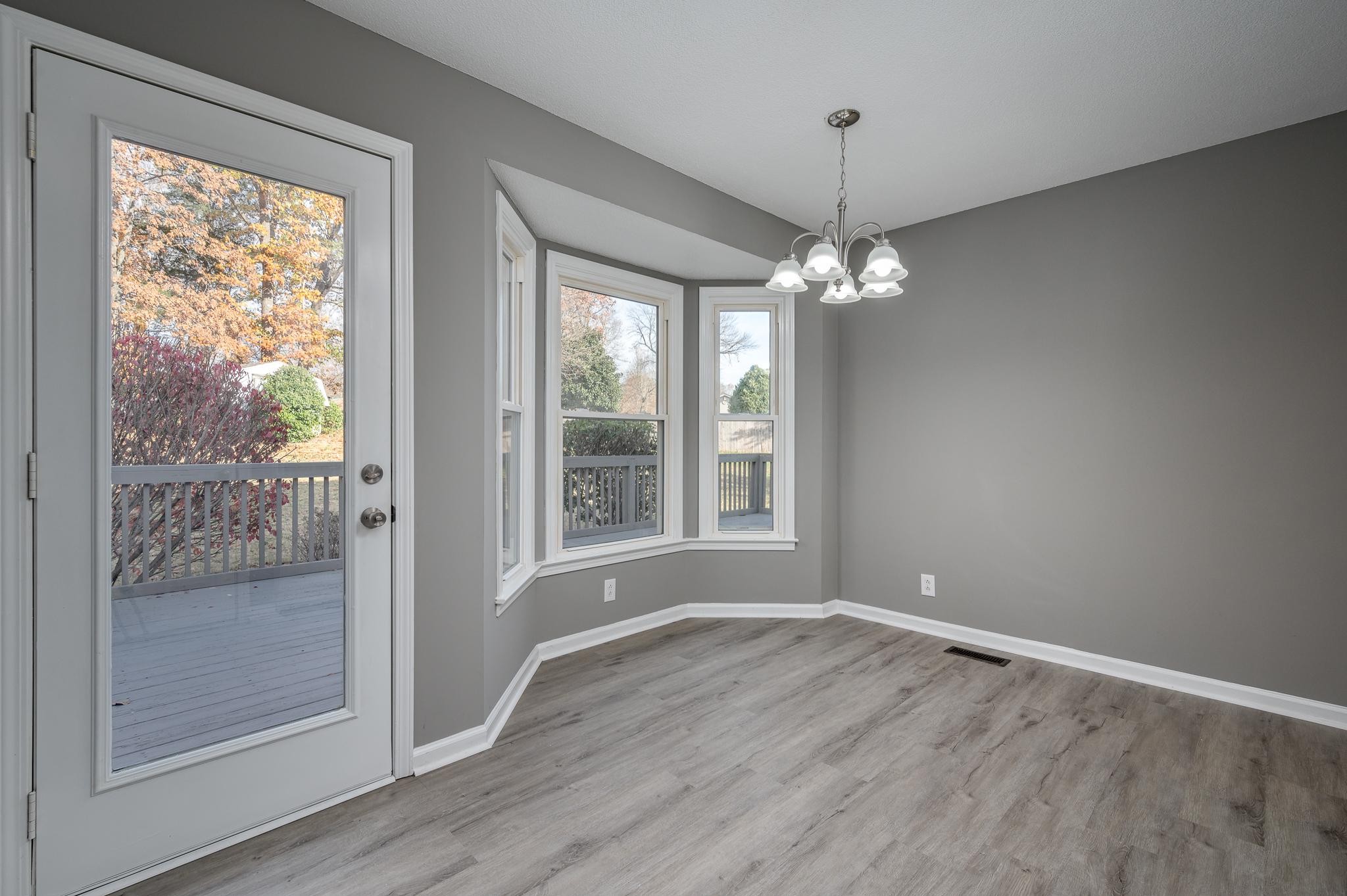 1365 West Rhett Butler Road Clarksville, TN 37042 - Photo 13 of 31 Gallery Image 13