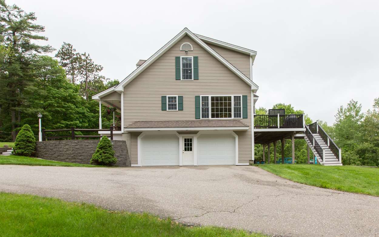 54 Sandown Road Danville, NH 03819 - Photo 3 of 37 Gallery Image 3