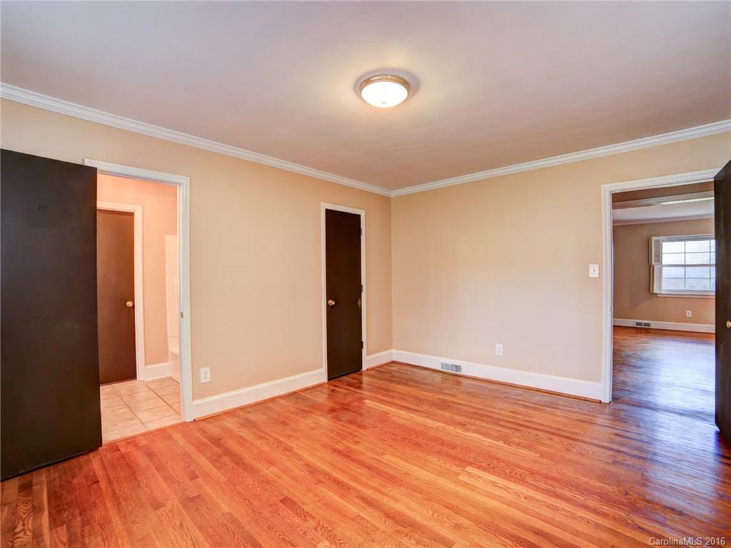 301 Heathwood Road Charlotte, NC 28211 - Photo 15 of 24 Gallery Image 15