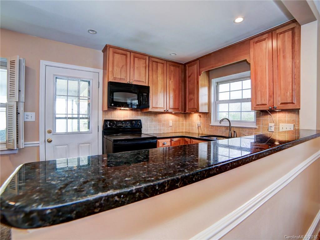 301 Heathwood Road Charlotte, NC 28211 - Photo 10 of 24 Gallery Image 10