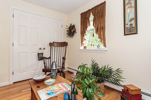 52 George Road, Unit 52 Winchester, MA 01890 - Photo 18 of 25