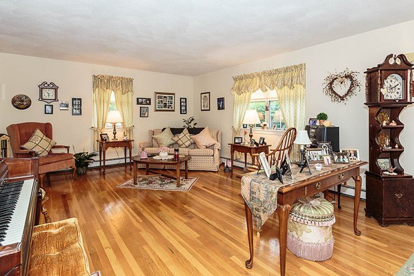 52 George Road, Unit 52 Winchester, MA 01890 - Photo 8 of 25