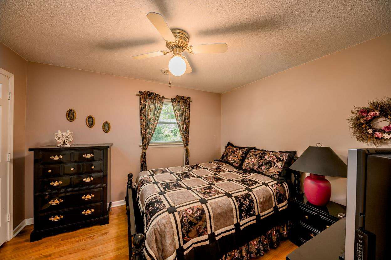 1417 Falls Church Road Raleigh, NC 27609 - Photo 17 of 30 Photo 17