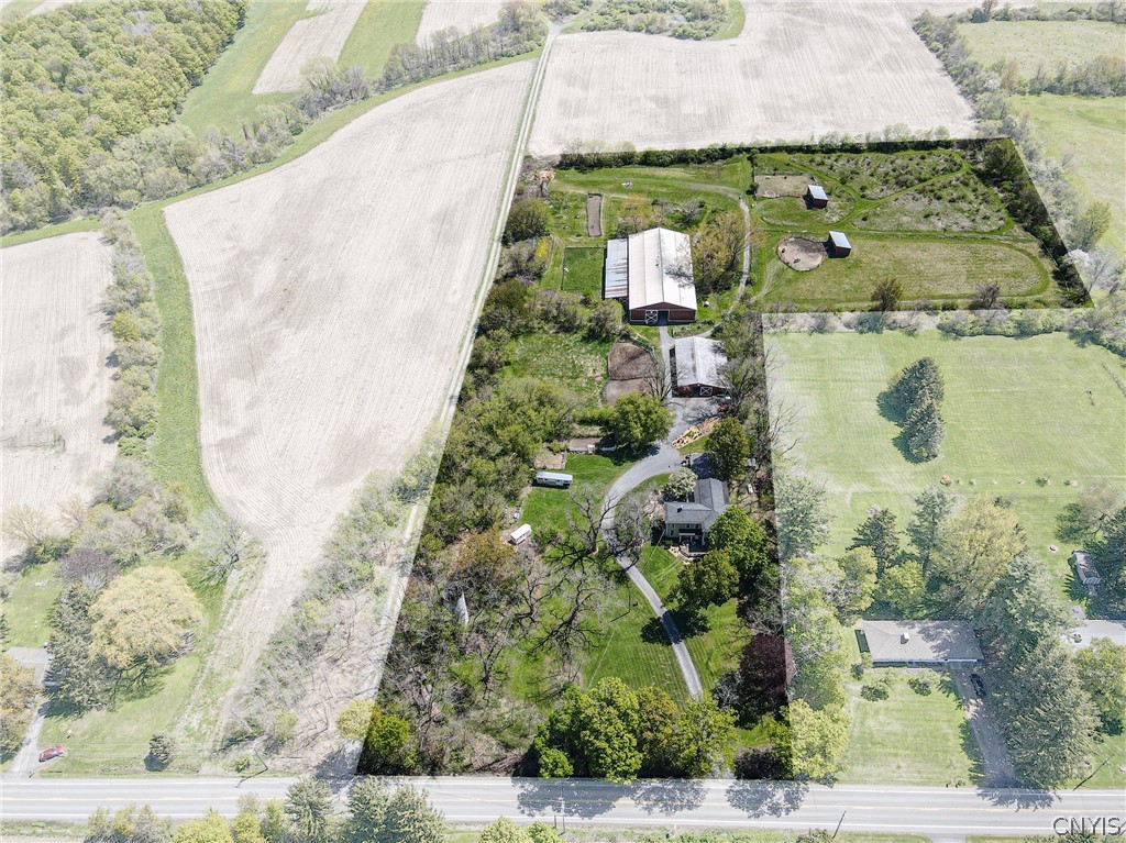 1900 Rose Hill Road Skaneateles, NY 13152 - Photo 4 of 45
