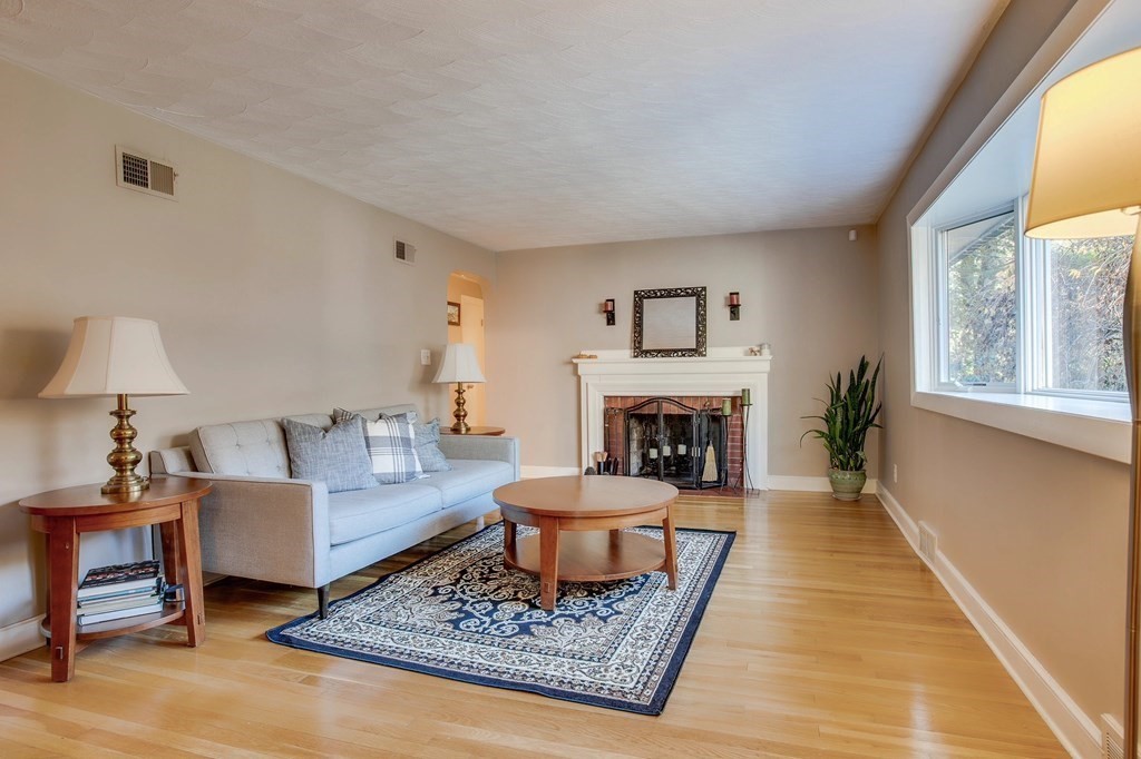 53 Burlington Road Bedford, MA 01730 - Photo 11 of 30 Gallery Image 11