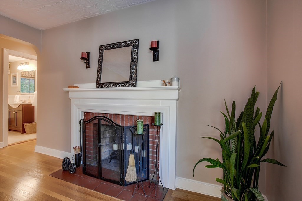 53 Burlington Road Bedford, MA 01730 - Photo 12 of 30 Gallery Image 12