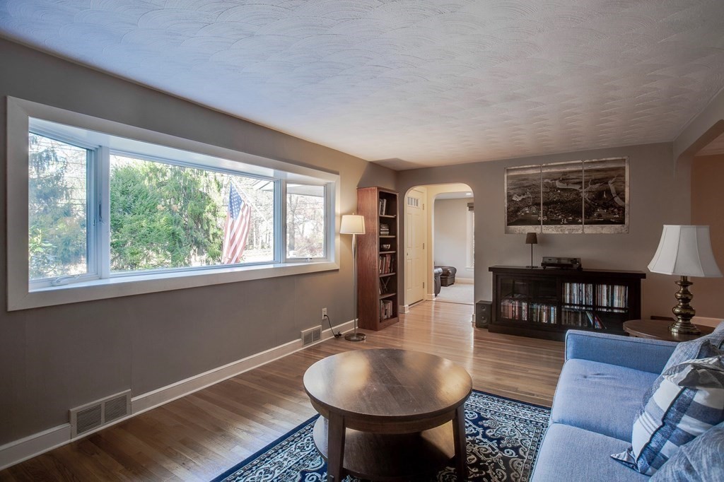53 Burlington Road Bedford, MA 01730 - Photo 13 of 30 Gallery Image 13