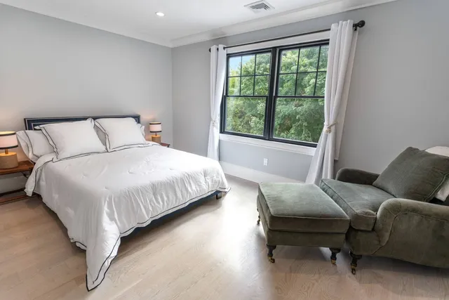 $95,000 | 264 Magee Street, Southampton, NY 11968