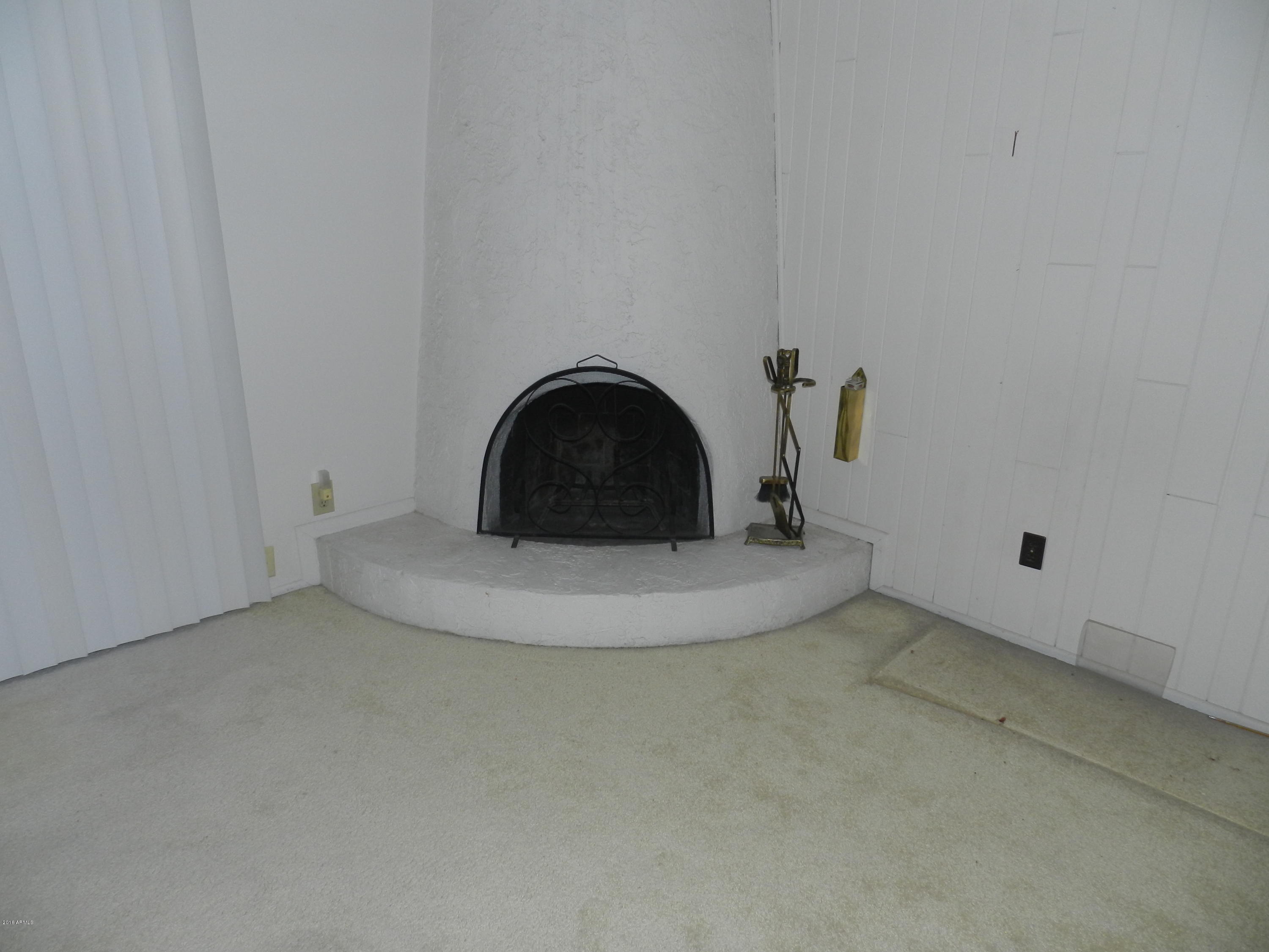4041 West Griswold Road Phoenix, AZ 85051 - Photo 14 of 25 DSCN3150