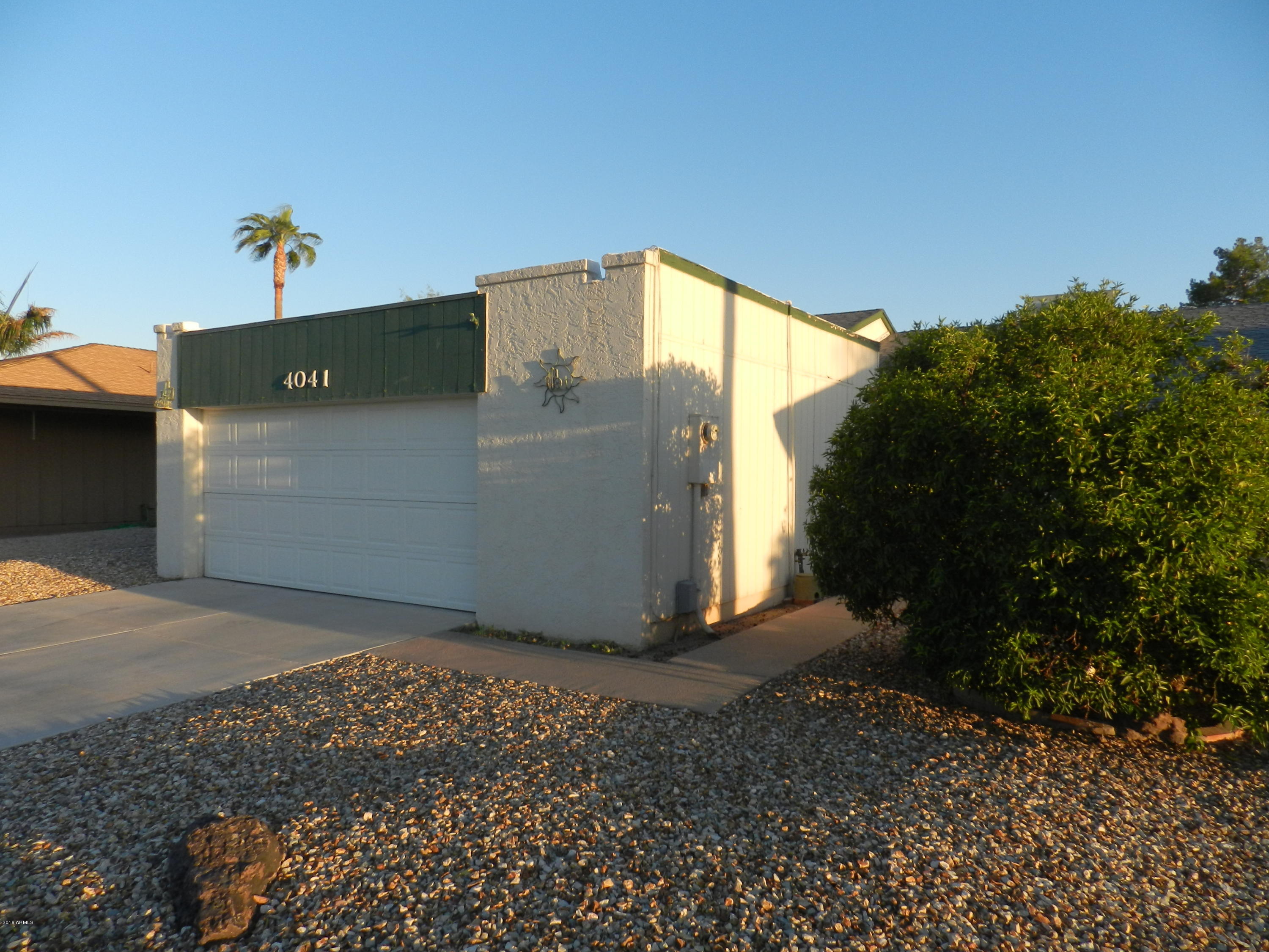 4041 West Griswold Road Phoenix, AZ 85051 - Photo 3 of 25 DSCN3142