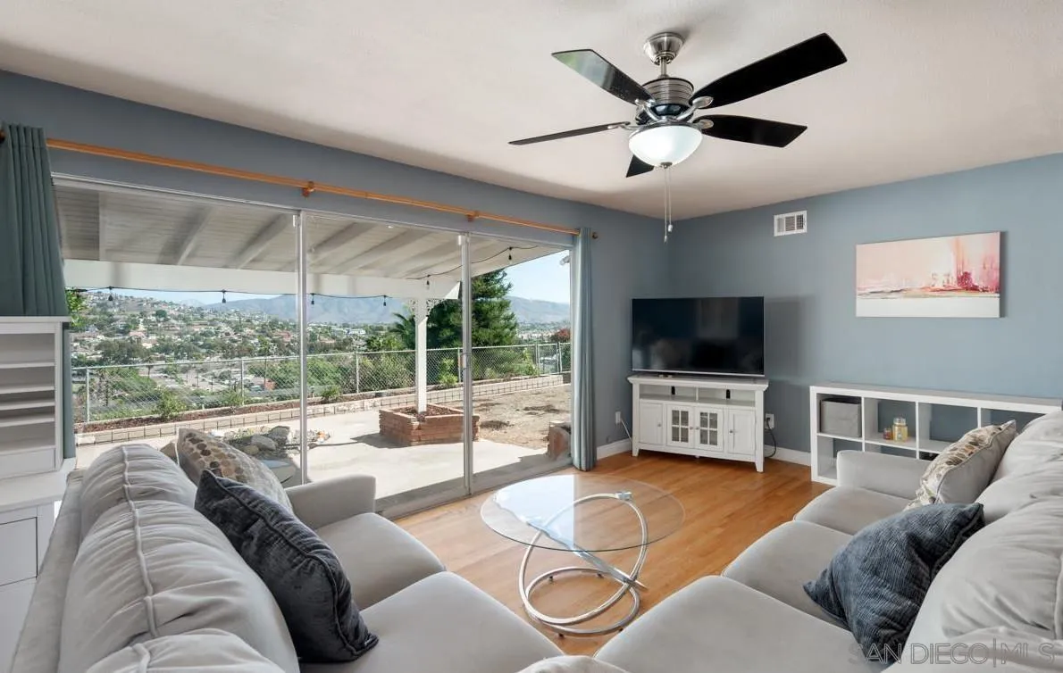 1411 Cornwall Street Spring Valley, CA 91977 - Photo 11 of 23