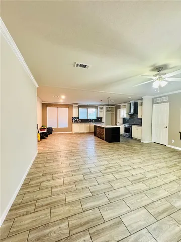 $2,100,000 | 2636 East Fm 532, Schulenburg, TX 78956