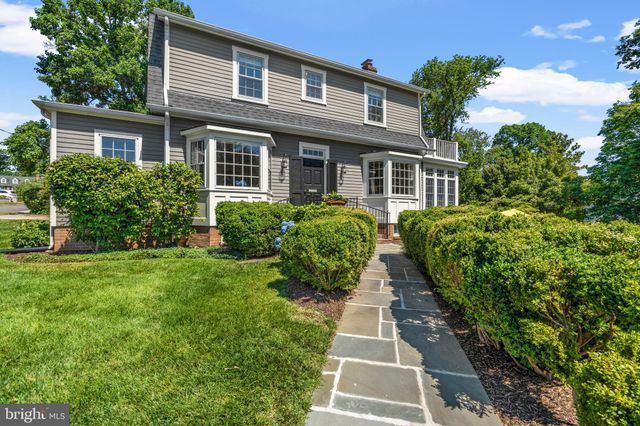 $1,575,000 | 6060 Woodmont Road, Alexandria, VA 22307