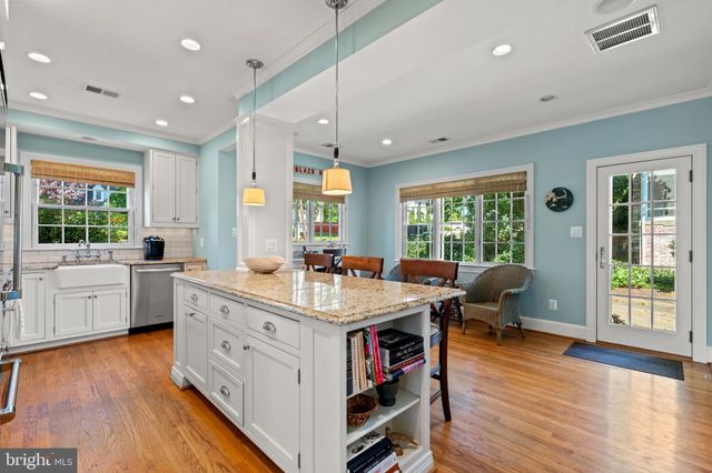 $1,575,000 | 6060 Woodmont Road, Alexandria, VA 22307