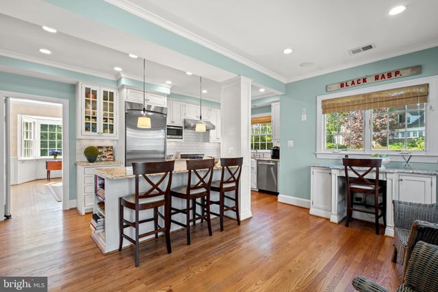 $1,575,000 | 6060 Woodmont Road, Alexandria, VA 22307