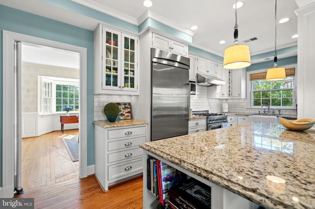 $1,575,000 | 6060 Woodmont Road, Alexandria, VA 22307