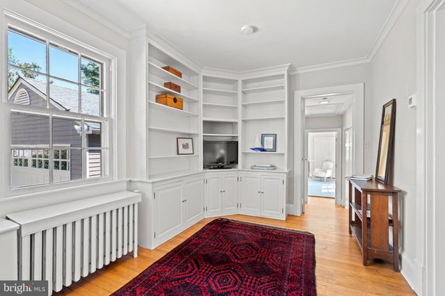 $1,575,000 | 6060 Woodmont Road, Alexandria, VA 22307
