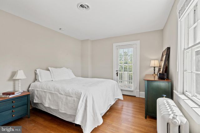 $1,575,000 | 6060 Woodmont Road, Alexandria, VA 22307