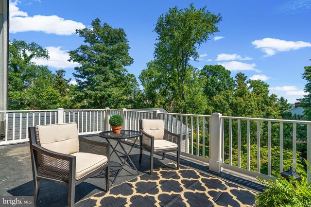 $1,575,000 | 6060 Woodmont Road, Alexandria, VA 22307