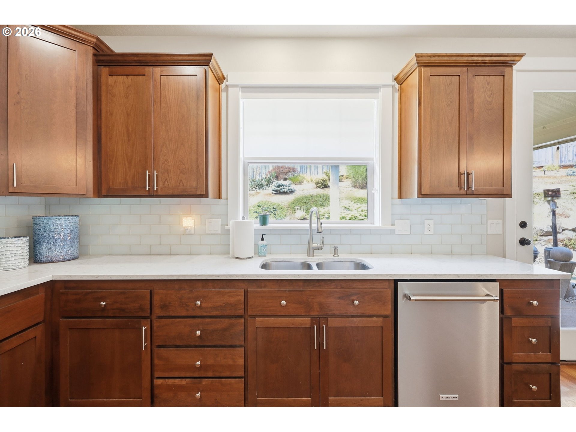 6199 Graystone Loop Springfield, OR 97478 - Photo 15 of 45 Kitchen