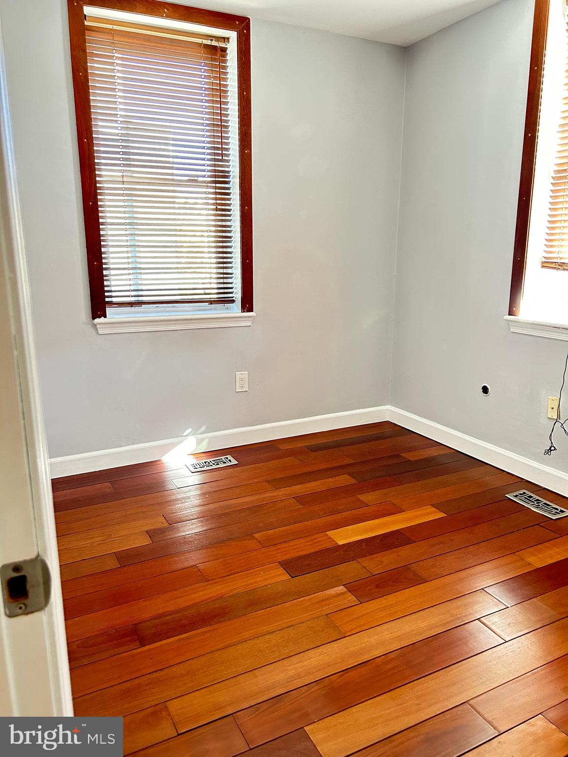 118 Bates Street Northwest Washington, DC 20001 - Photo 20 of 36