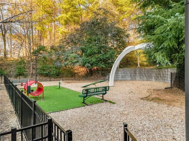 $200,000 | 795 Hammond Drive, Unit 1012, Atlanta, GA 30328