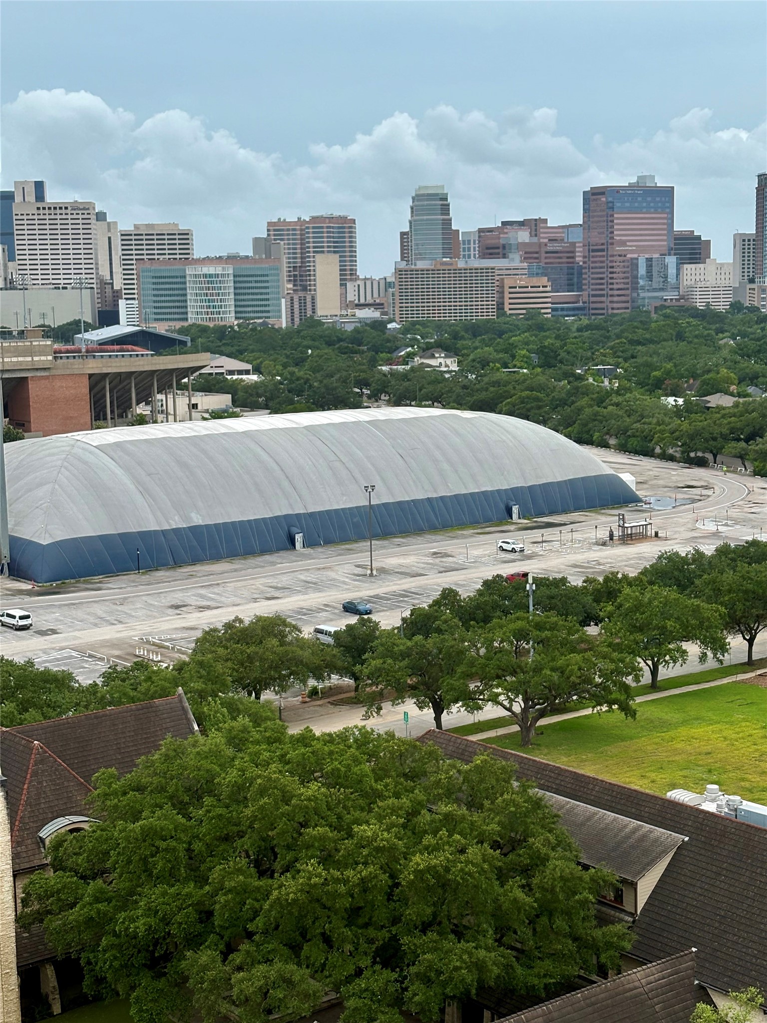 2360 Rice Boulevard, Unit 1103 Houston, TX 77005 - Photo 8 of 11