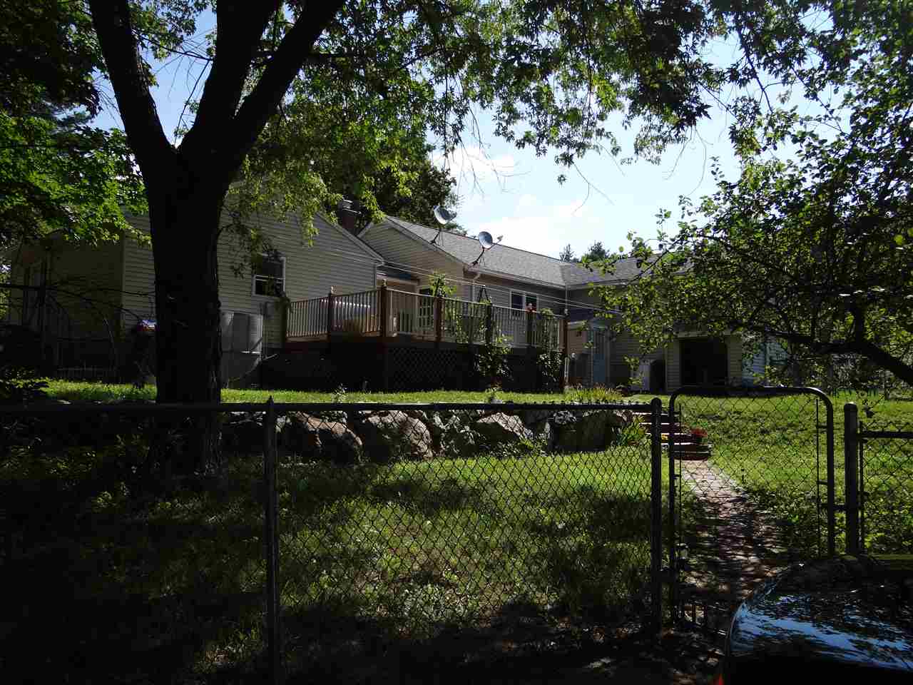 487 Boston Post Road Amherst, NH 03031 - Photo 1 of 7