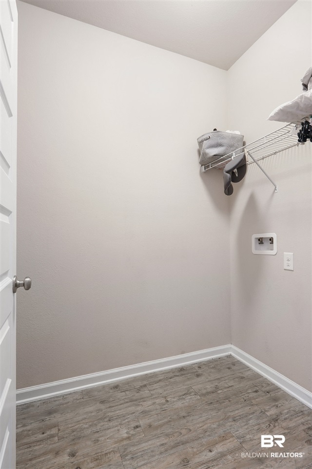 16841 Feder Drive Foley, AL 36535 - Photo 20 of 22 Laundry Room