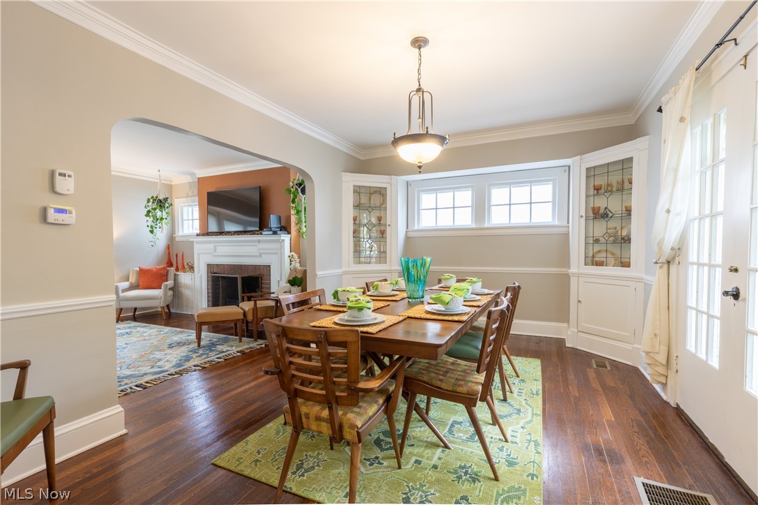 3840 Kirkwood Road Cleveland, OH 44121 - Photo 6 of 31