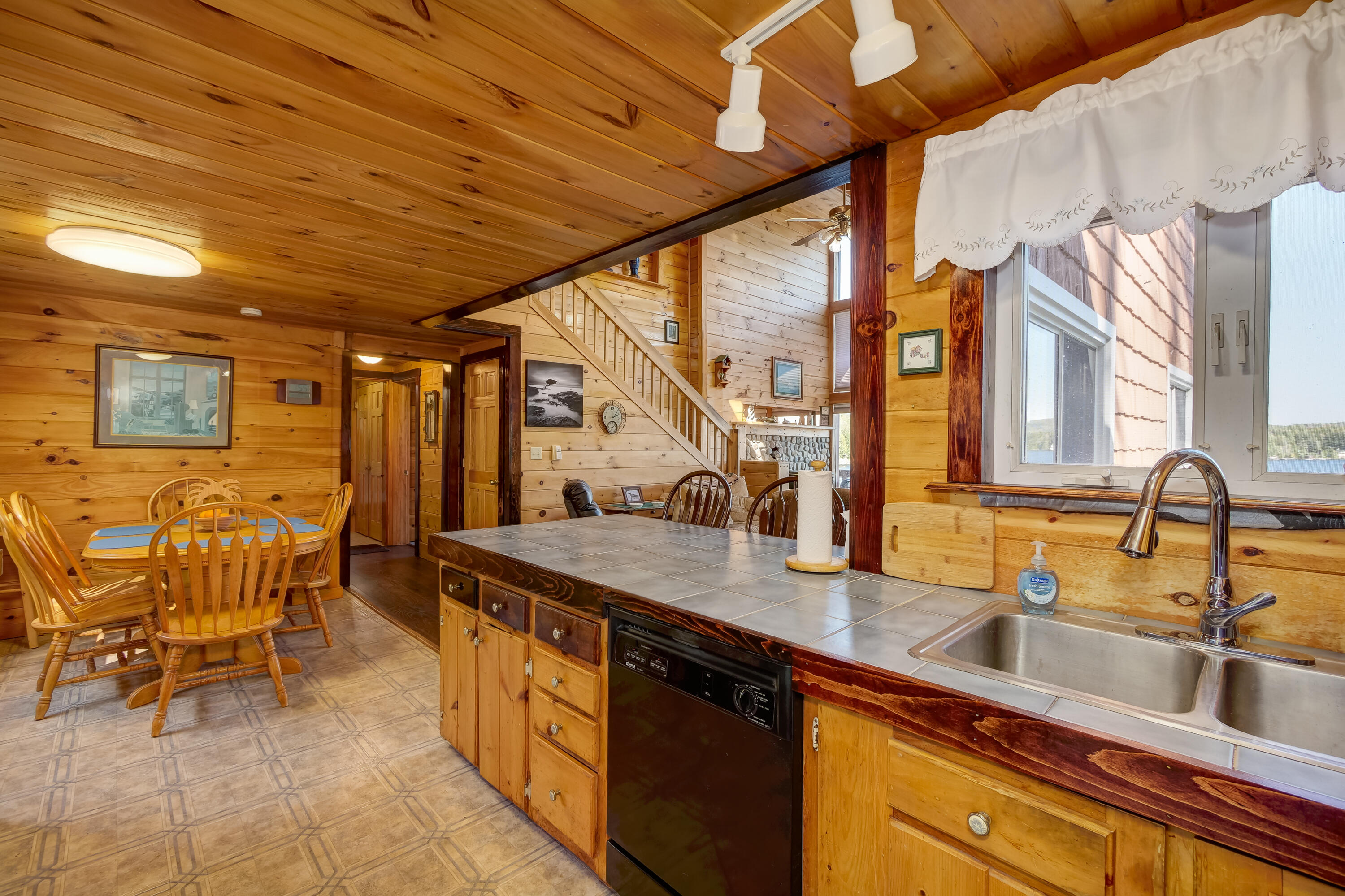 56 Shore Path Ellsworth, ME 04605 - Photo 11 of 65 14