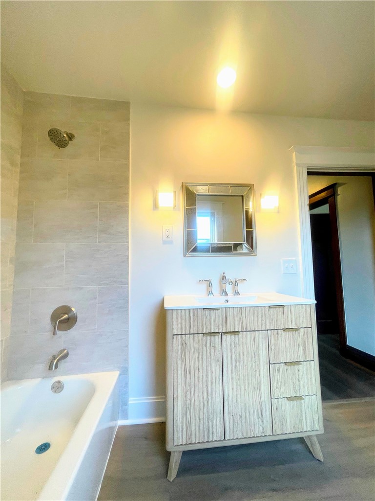 210 Cedarwood Terrace Rochester, NY 14609 - Photo 23 of 30