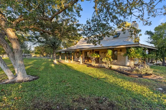$2,399,800 | 556 Cliff View Loop, Harper, TX 78631