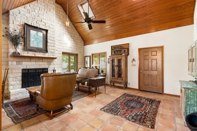 $2,399,800 | 556 Cliff View Loop, Harper, TX 78631