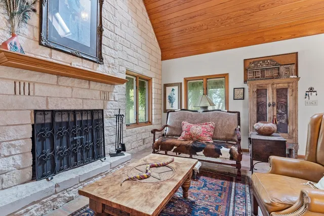 $2,399,800 | 556 Cliff View Loop, Harper, TX 78631