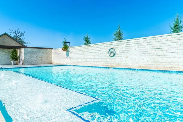 $2,399,800 | 556 Cliff View Loop, Harper, TX 78631